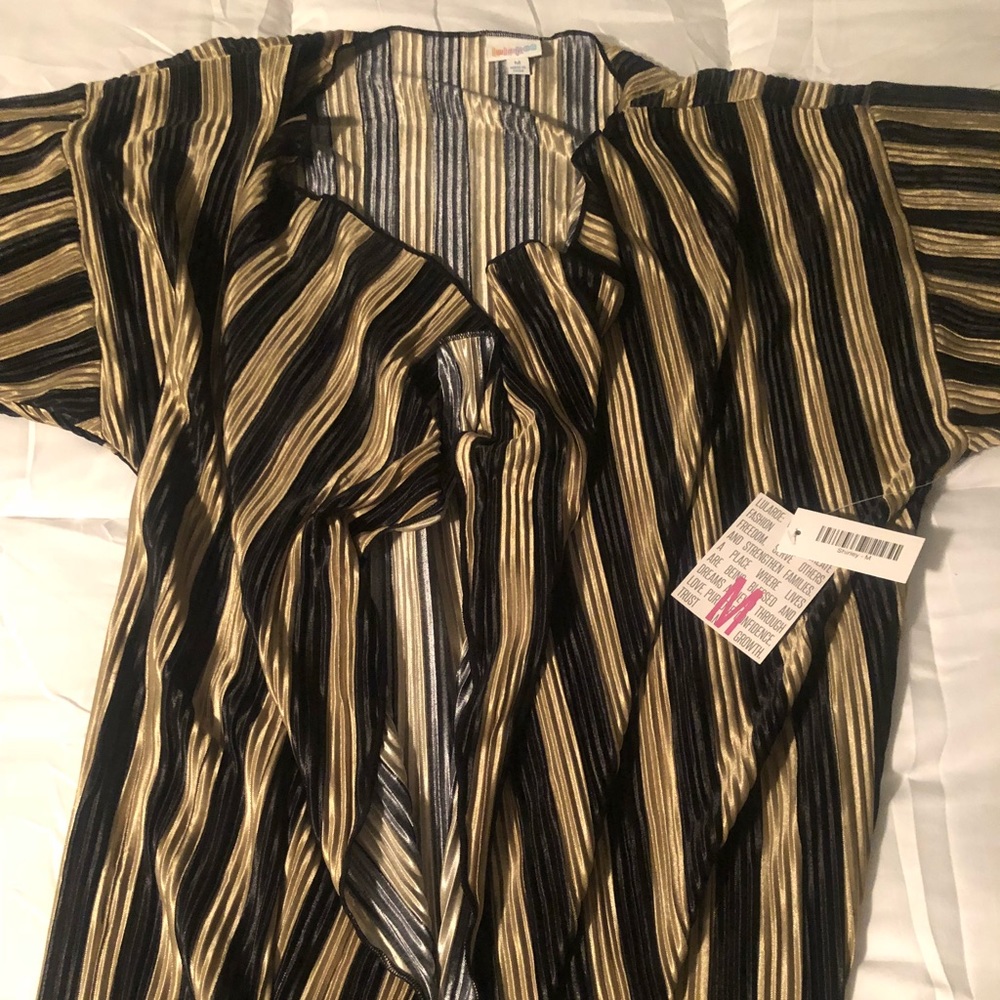 BNWT black and gold Shirley
